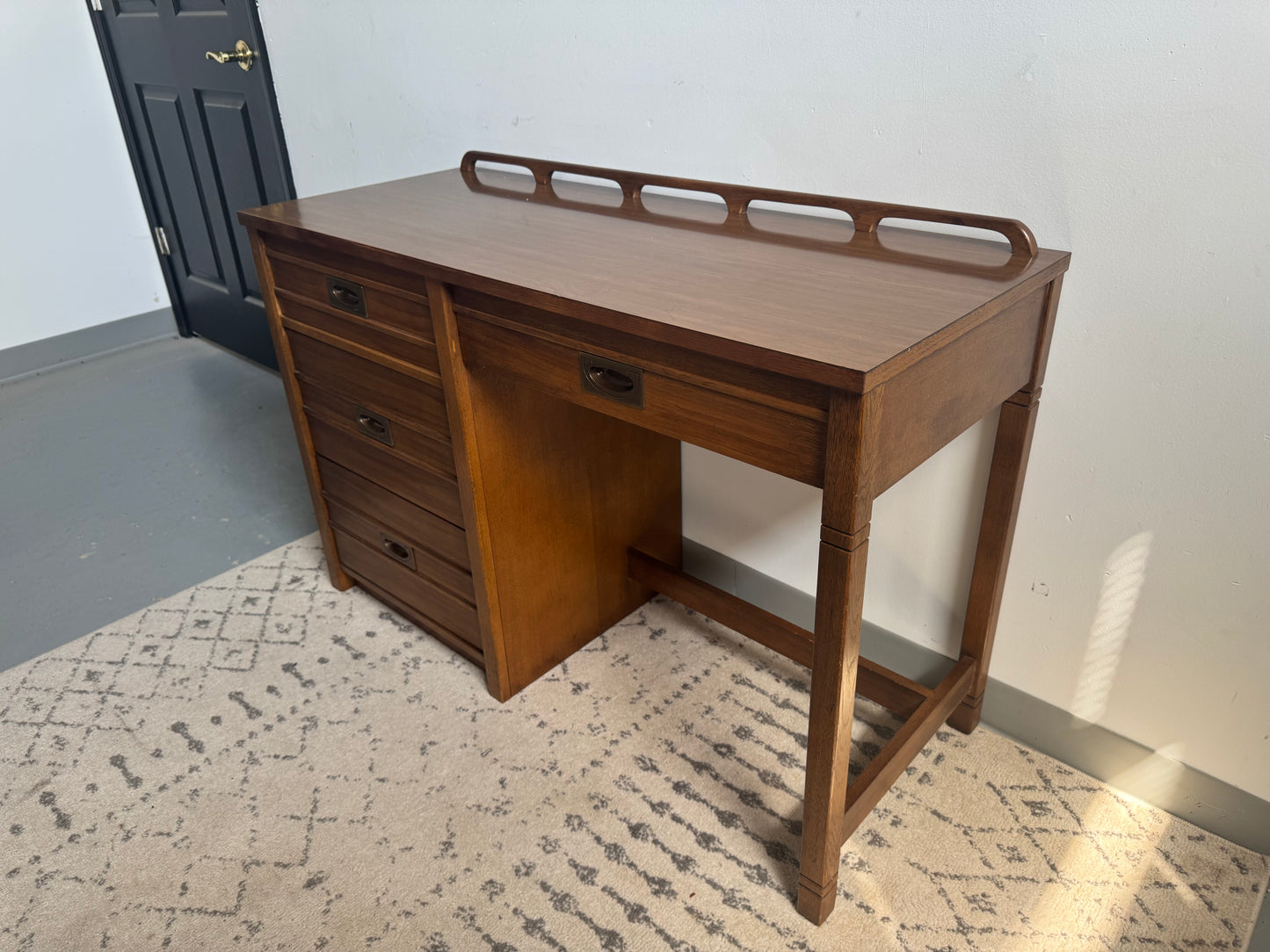Thomasville Vintage Wood Desk