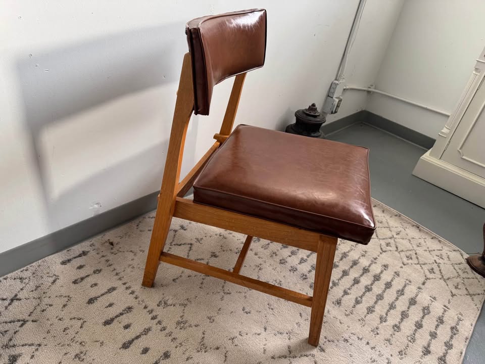 Mid-Century Modern Brown Accent Chair