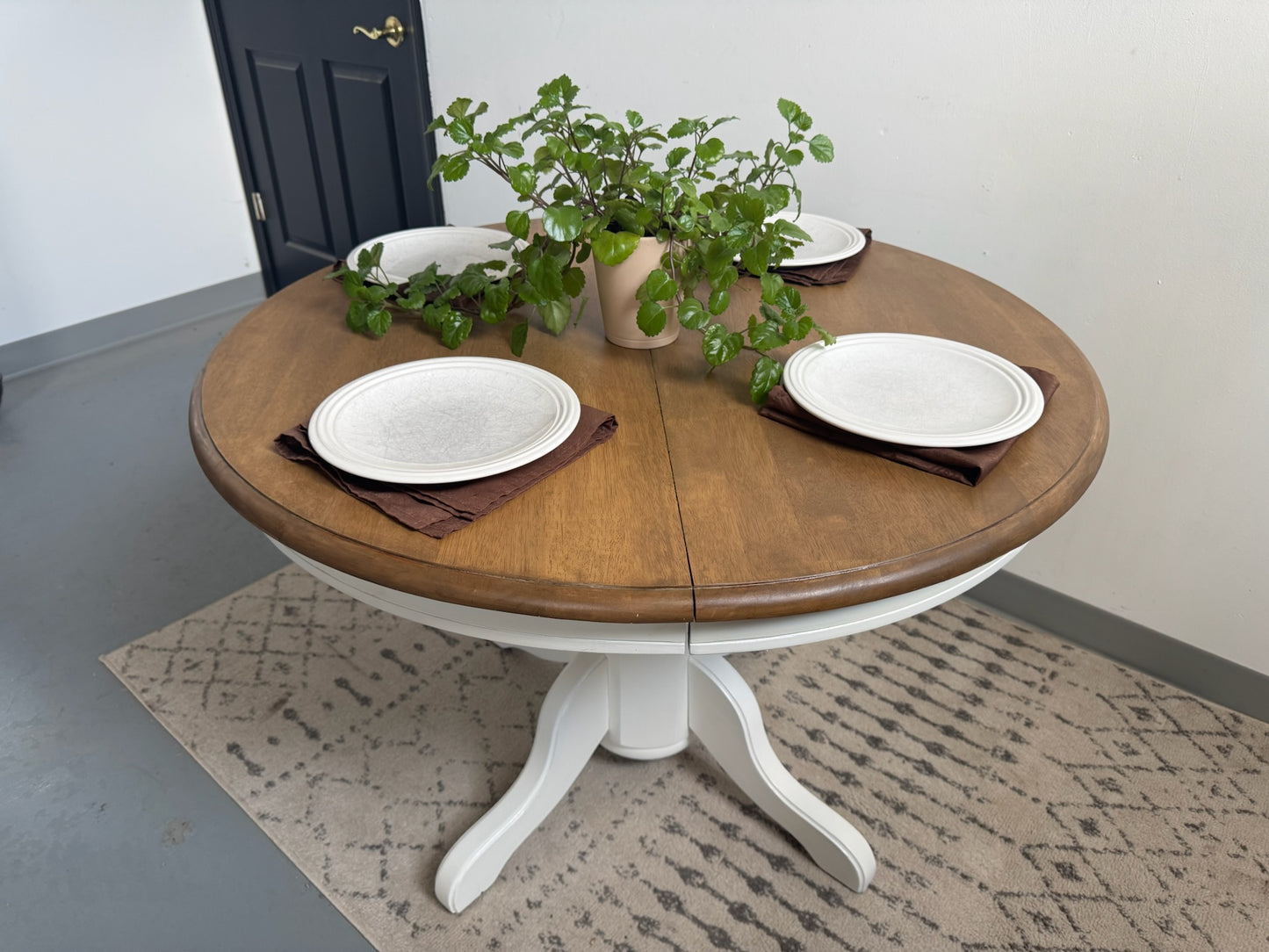 White/Wood Round Pedestal Dining Table