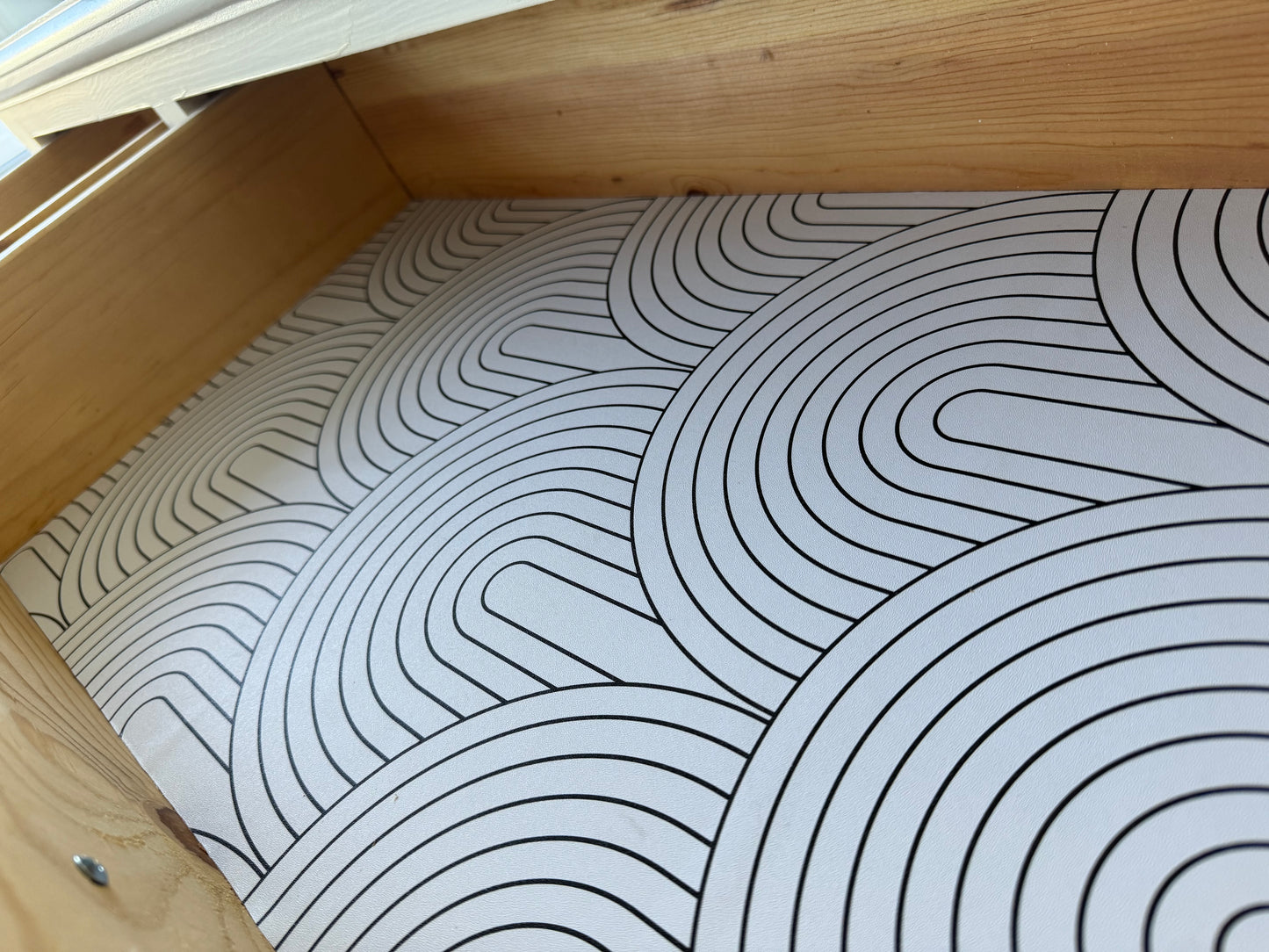 White Modern Dresser