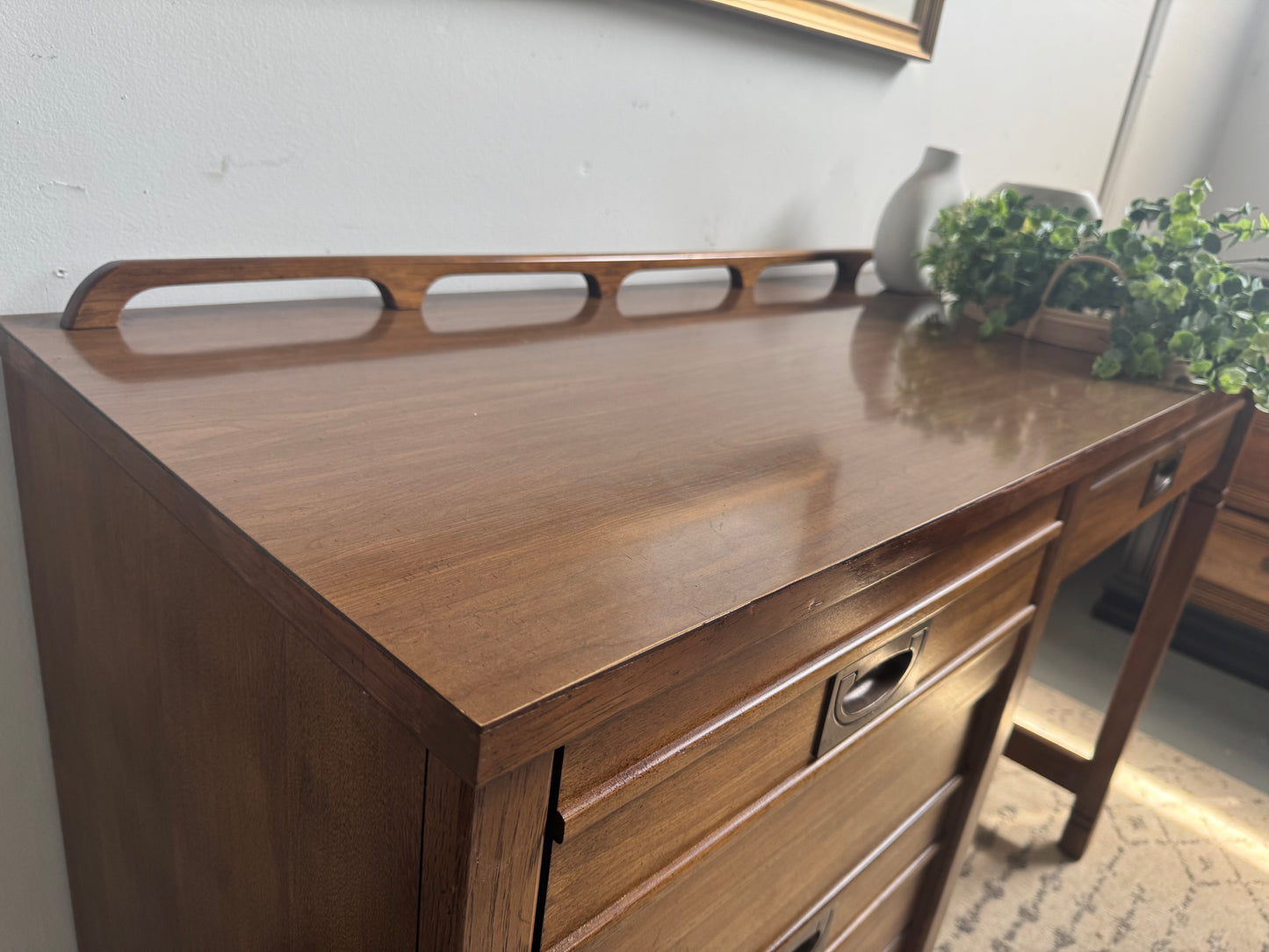 Thomasville Vintage Wood Desk