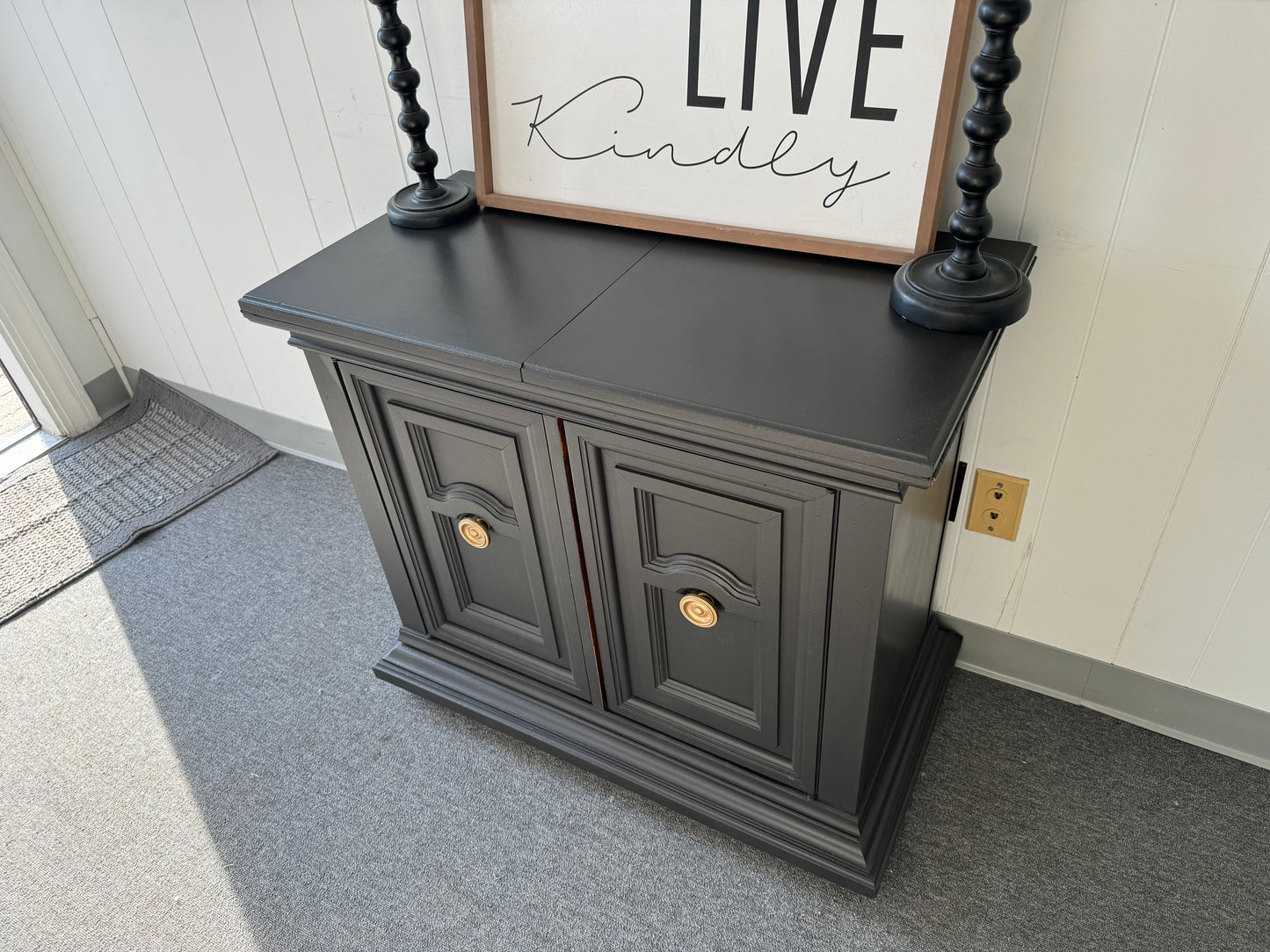 Black Rolling Buffet