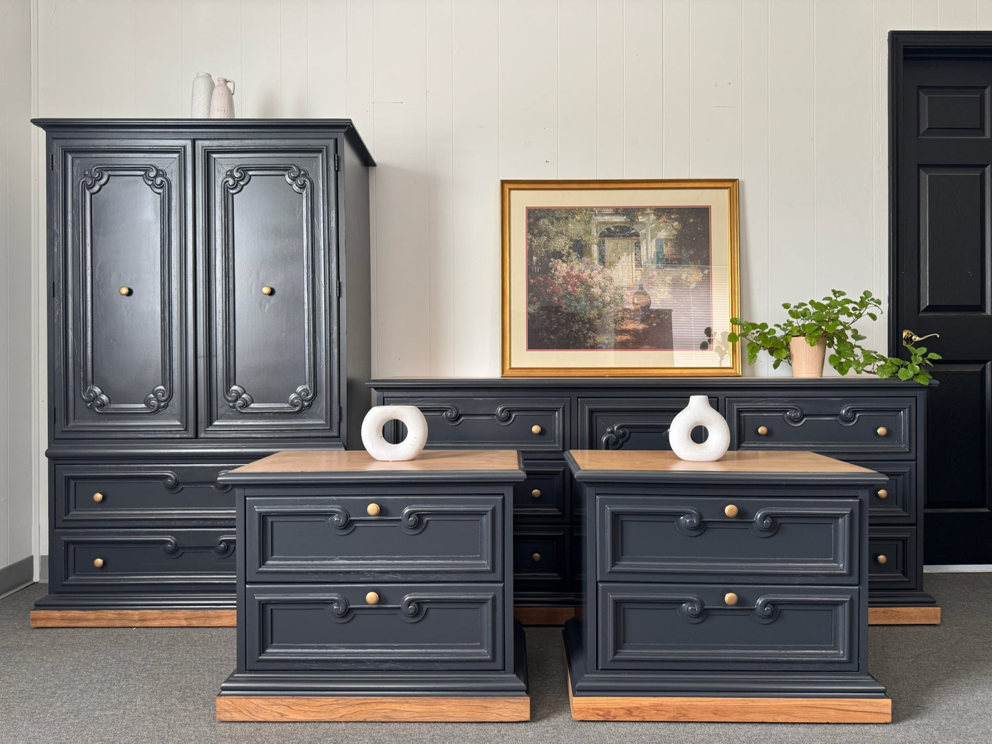 Black and Wood 4-Piece Dresser Set