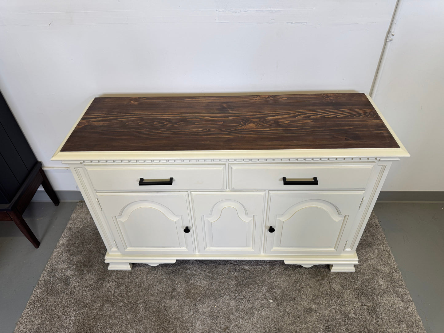 White Kincaid Buffet / Sideboard