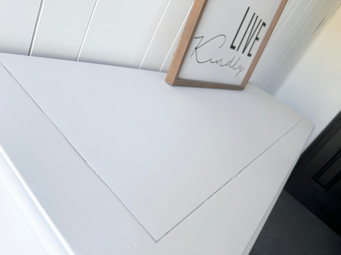 White Modern Dresser