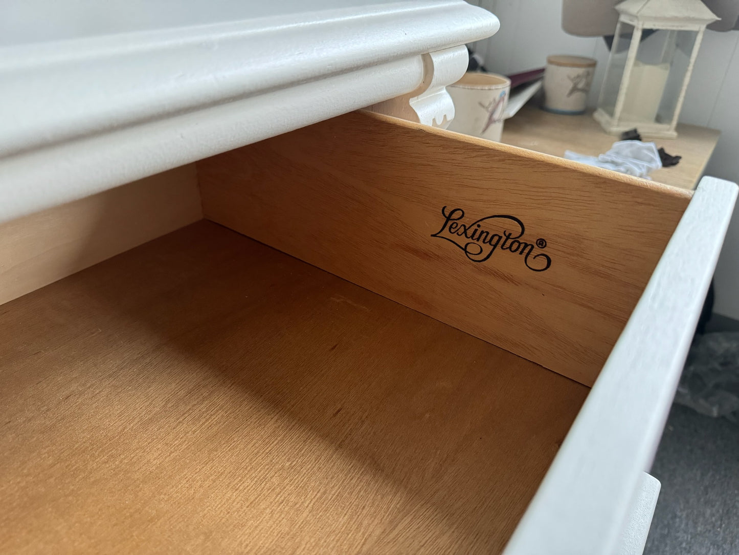 White Modern Dresser (Delivery Available)