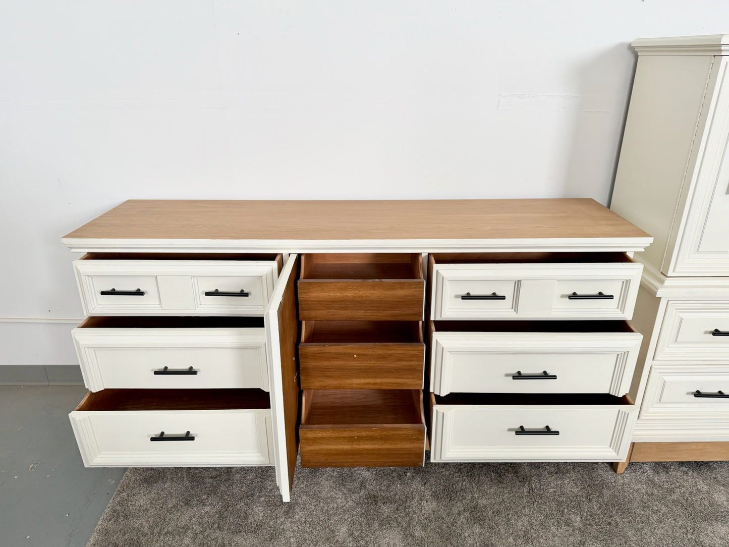 White 4-Piece Dresser Set