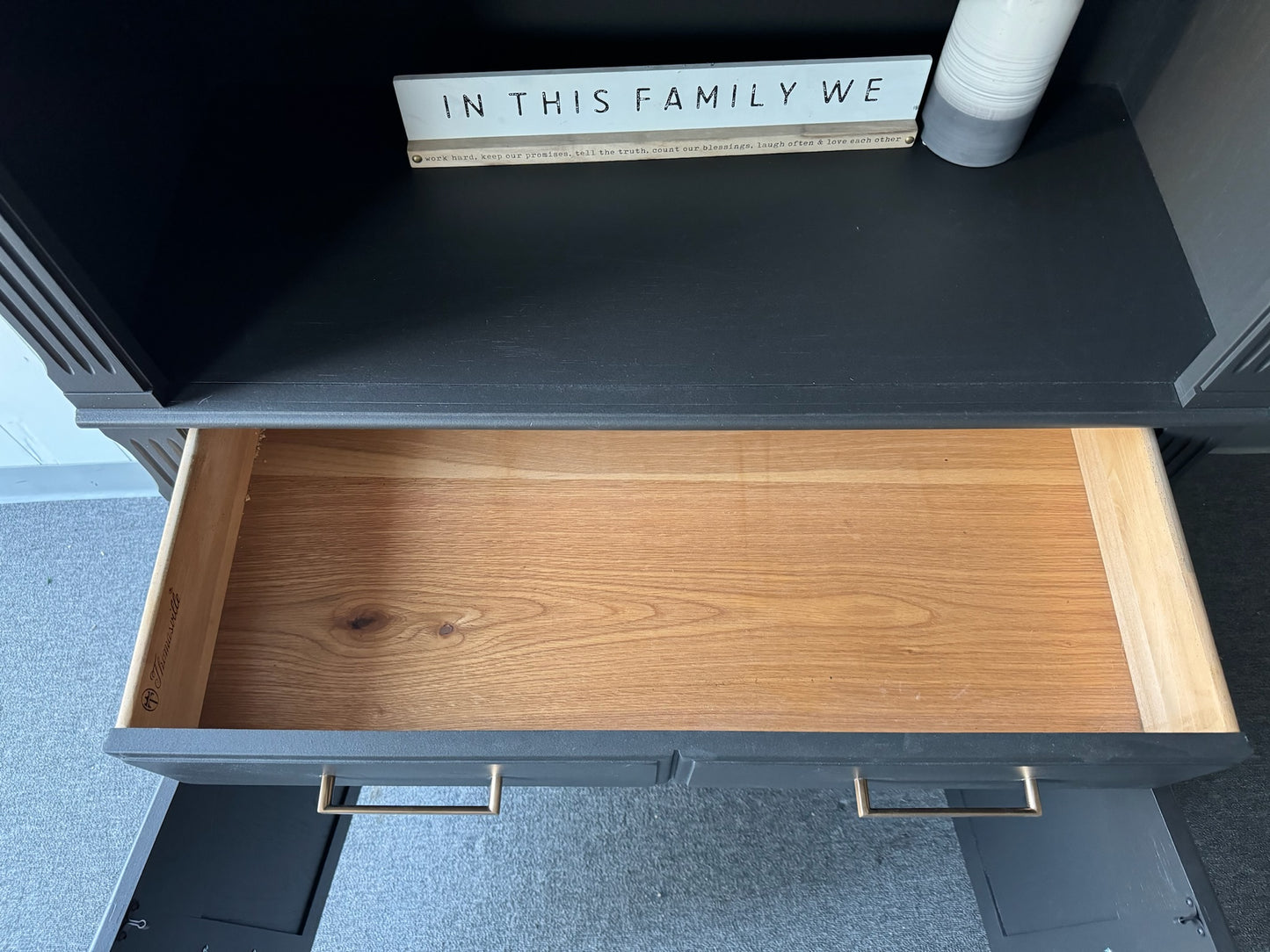 Thomasville Cabinet/Bookshelf (Delivery Available)