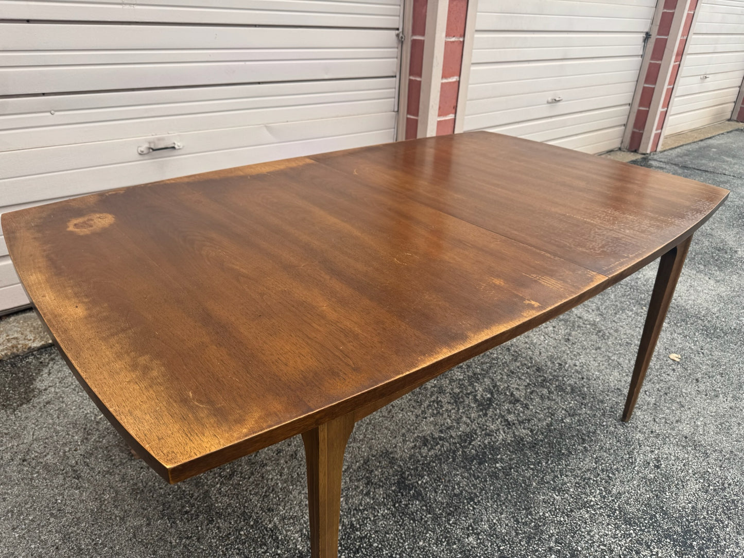 Broyhill Brasilia Dining Set