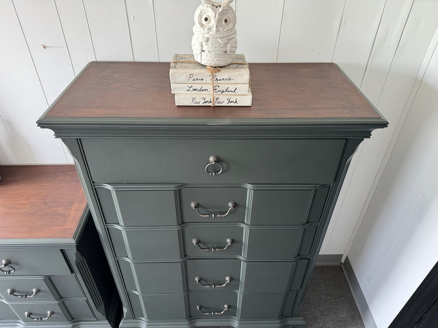 Deep Green Dresser Set