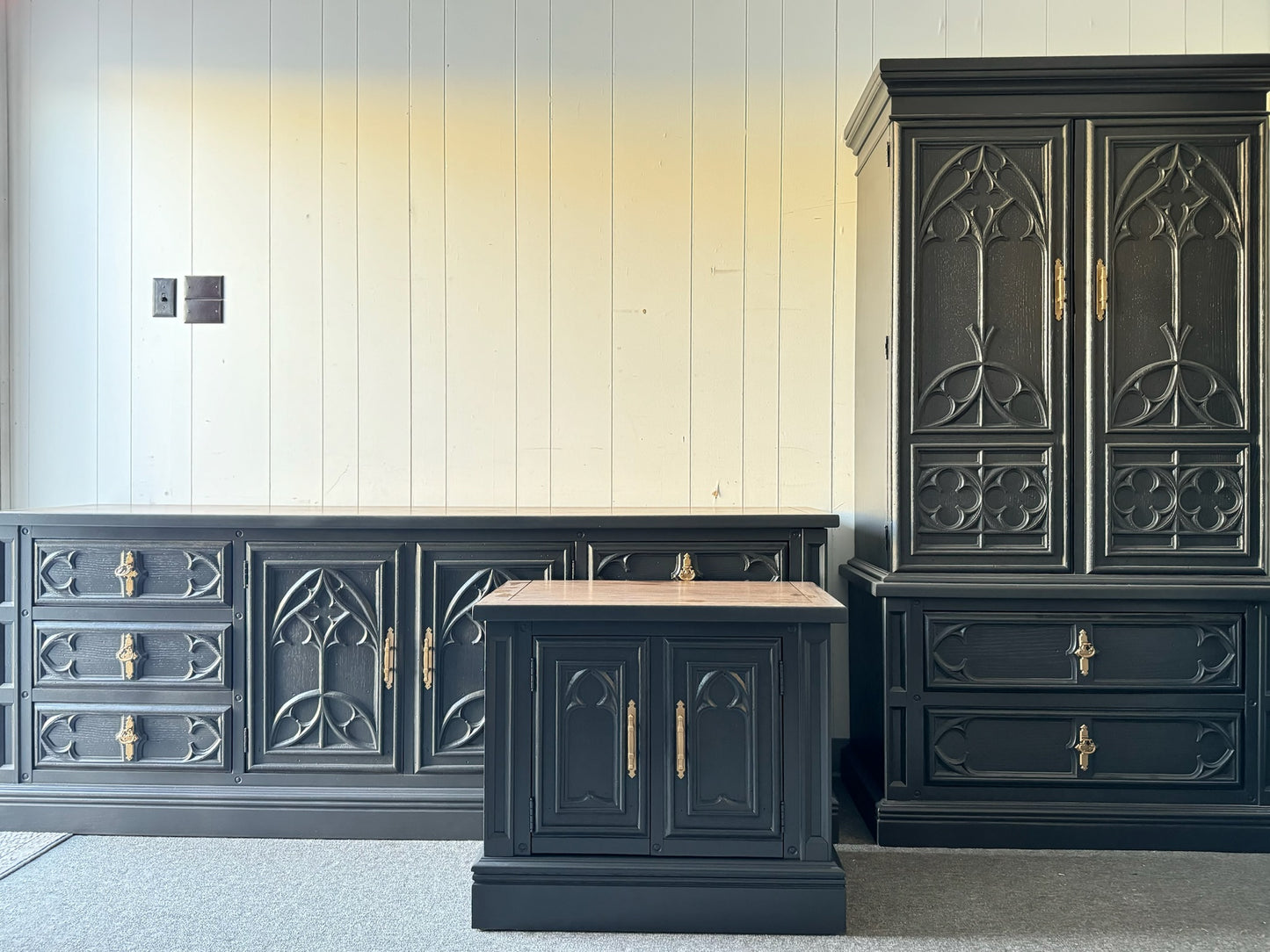 Black Vintage Dresser Set