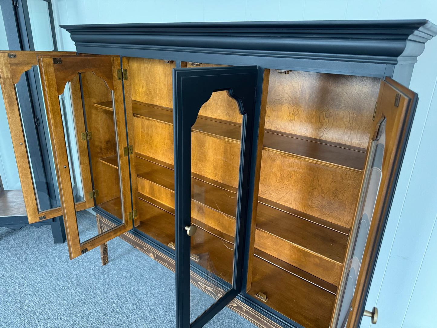 Black Hutch With Wood Base