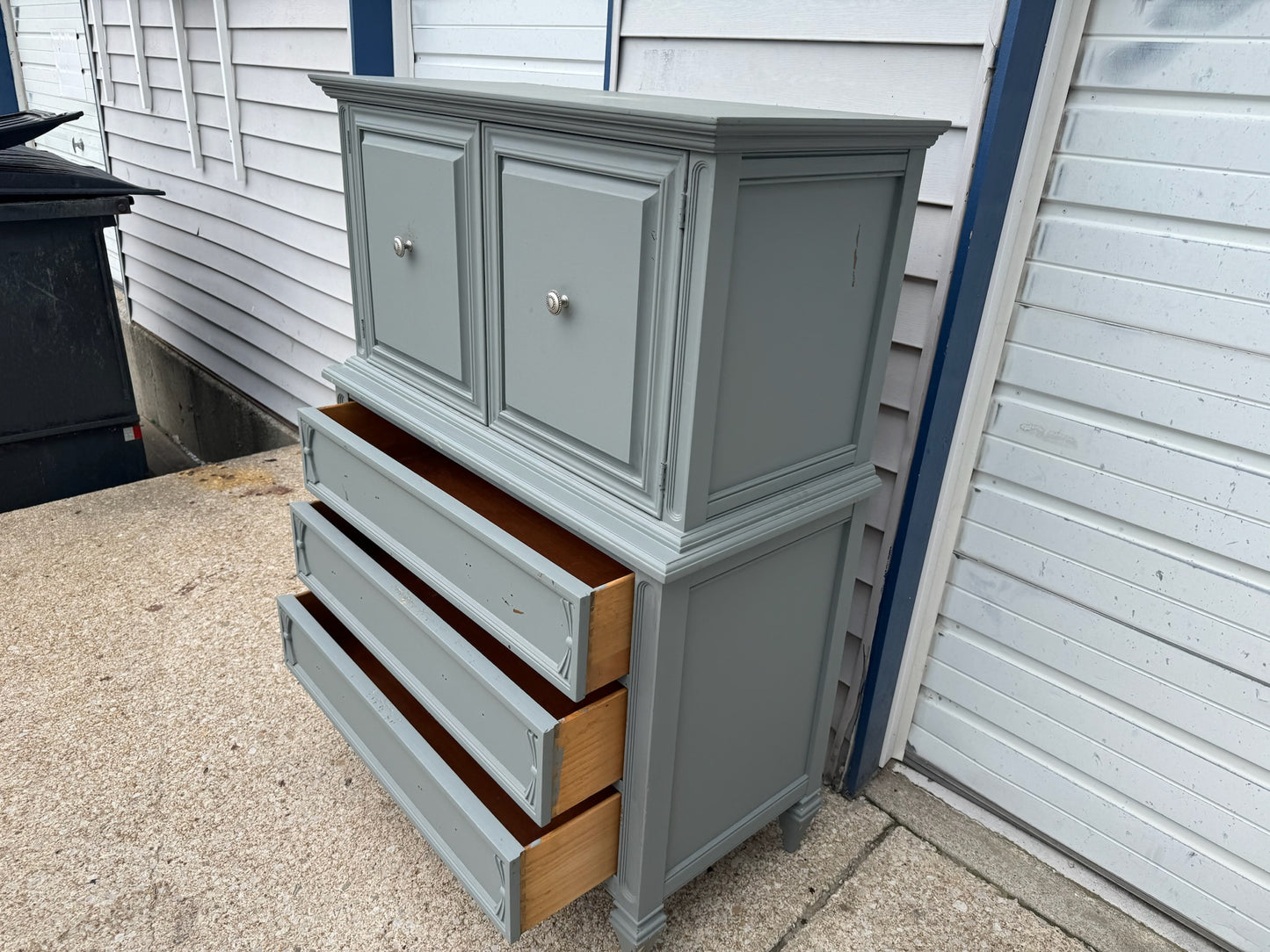 Chest of Drawers