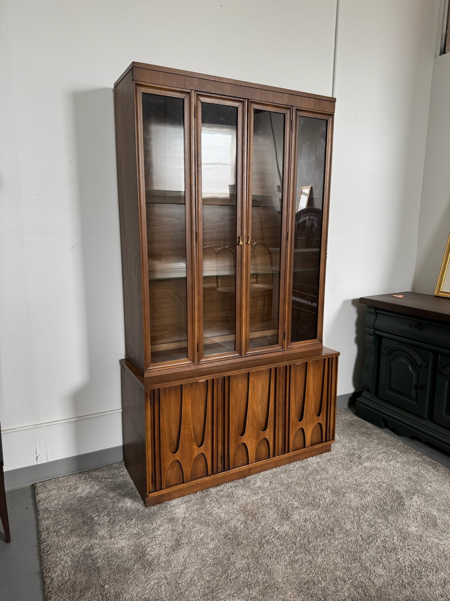 Authentic Broyhill Premier Brasilia Hutch