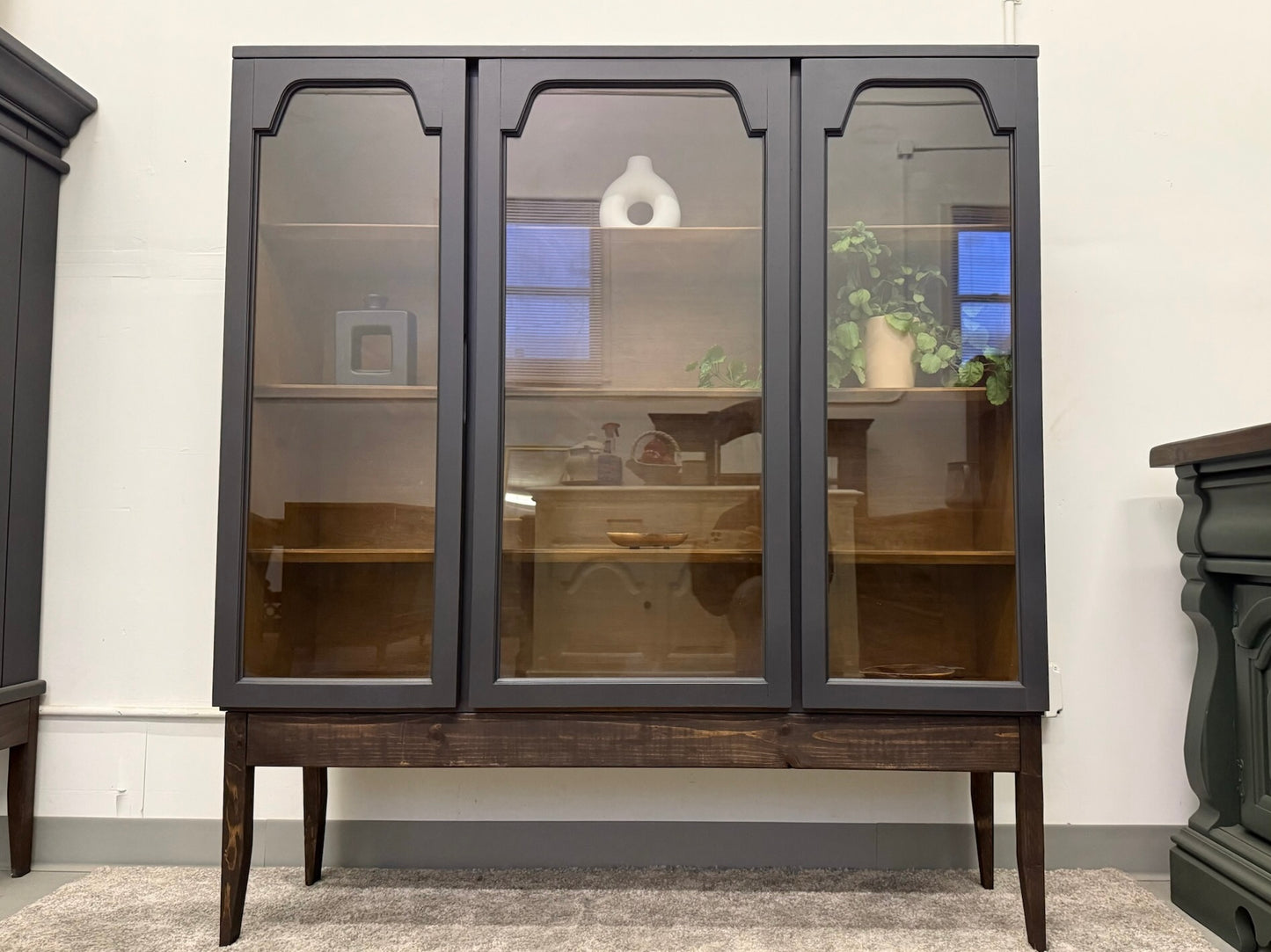 Wood Hutch