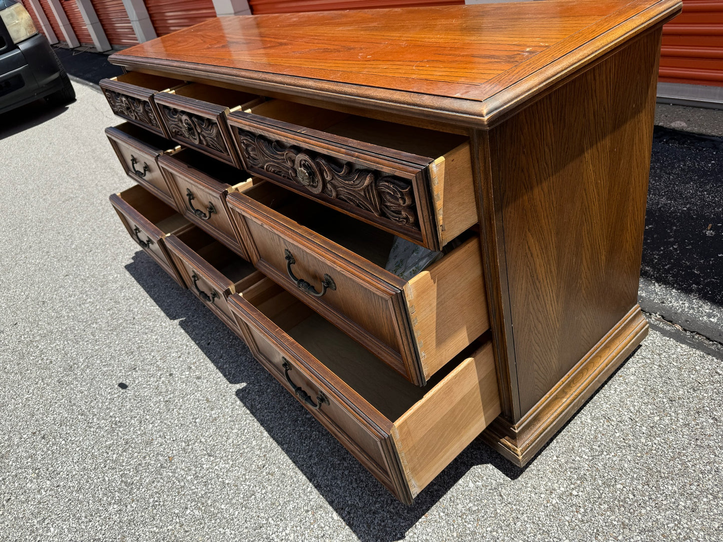 Large 9 Drawer Dresser