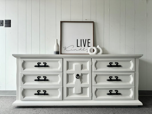 White Large Buffet/ Sideboard