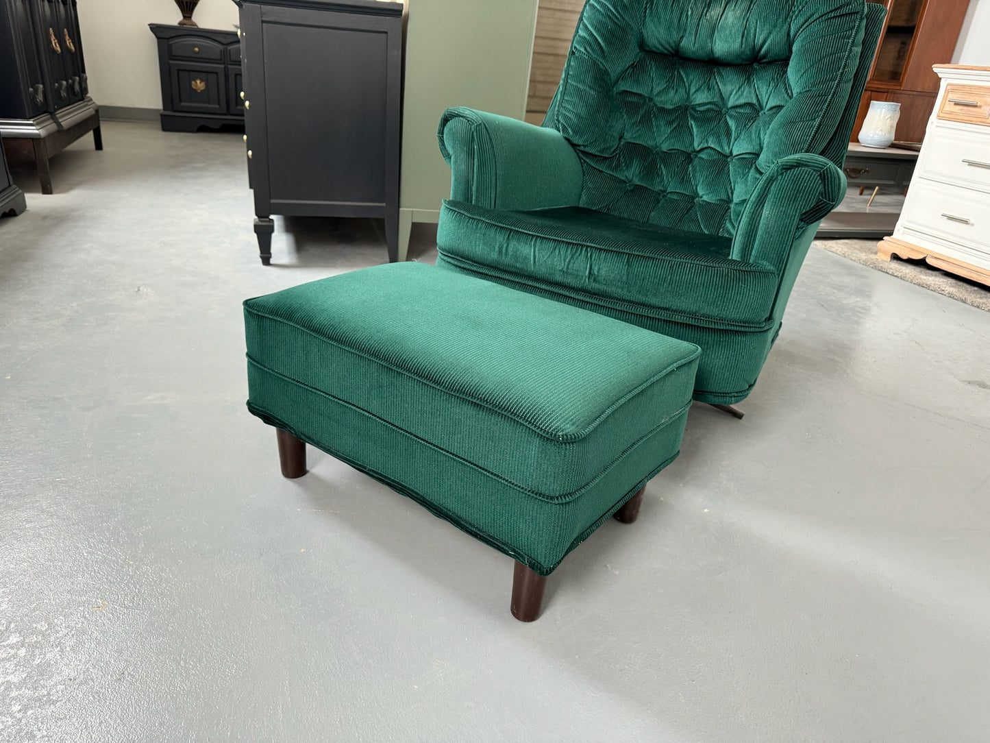 Emerald Green Velvet Swivel Chair with Ottoman