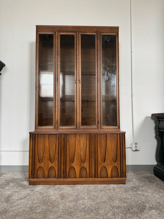 Authentic Broyhill Premier Brasilia Hutch