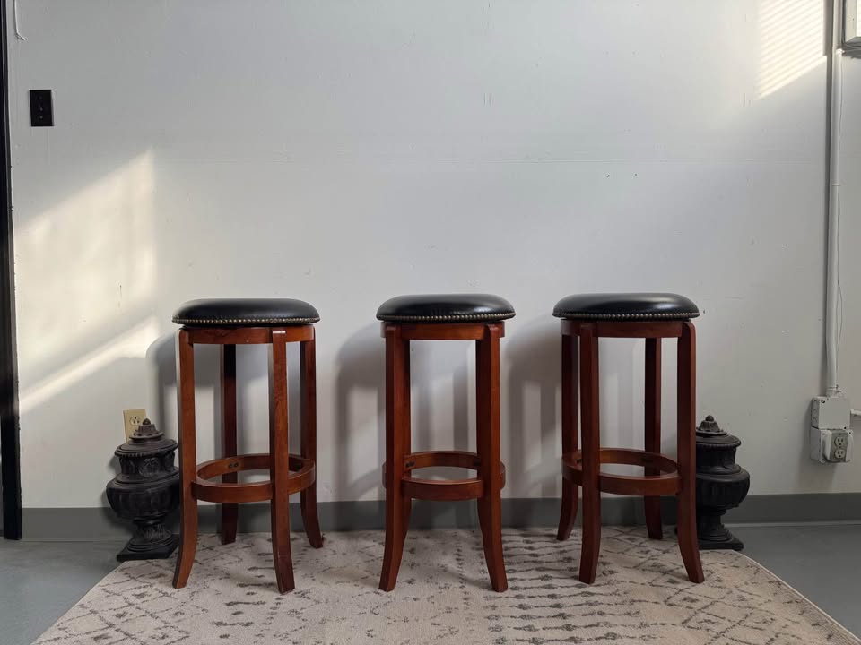 Set of 3 Leather Barstools