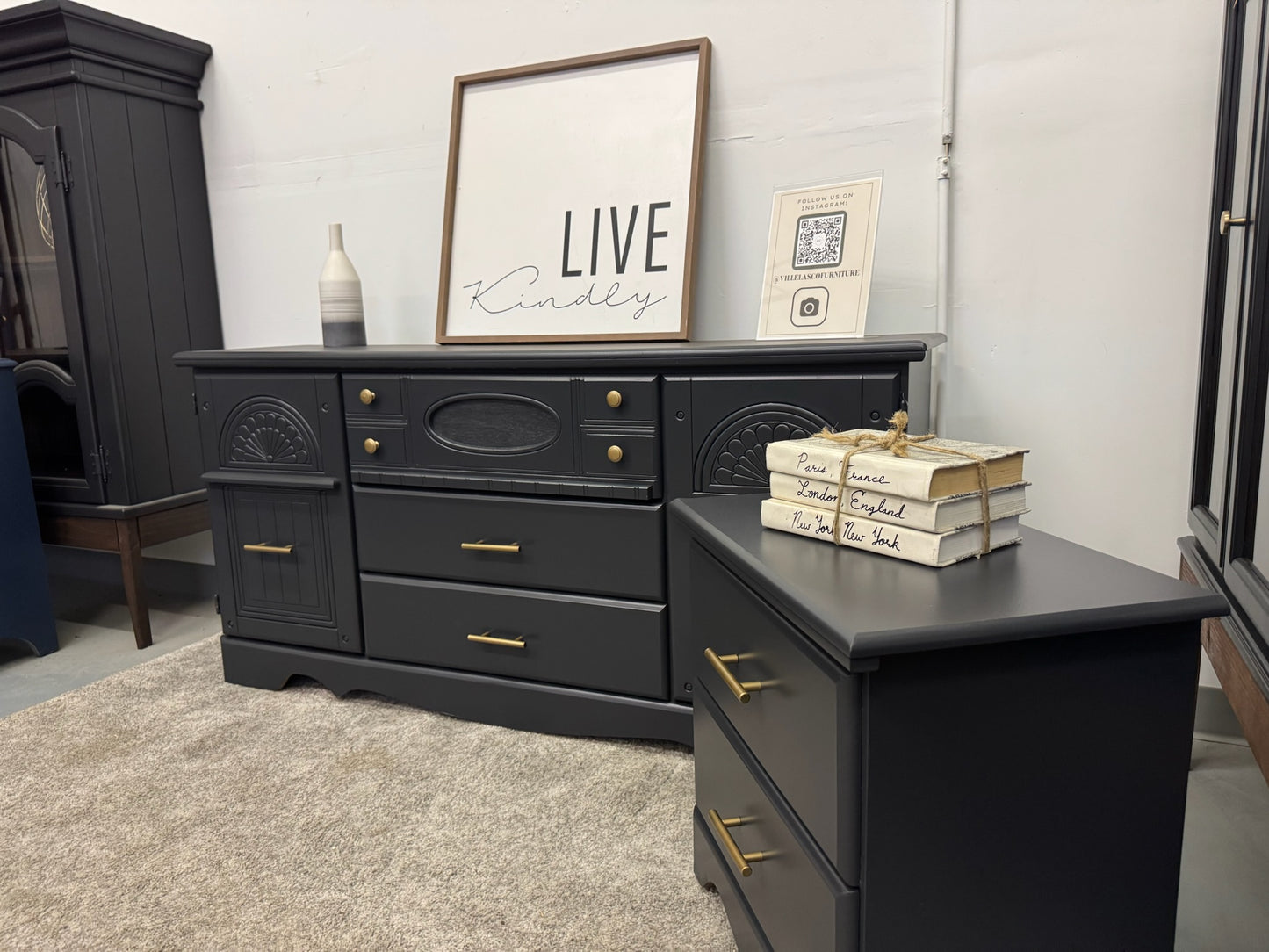 Black Dresser & Nightstand Set
