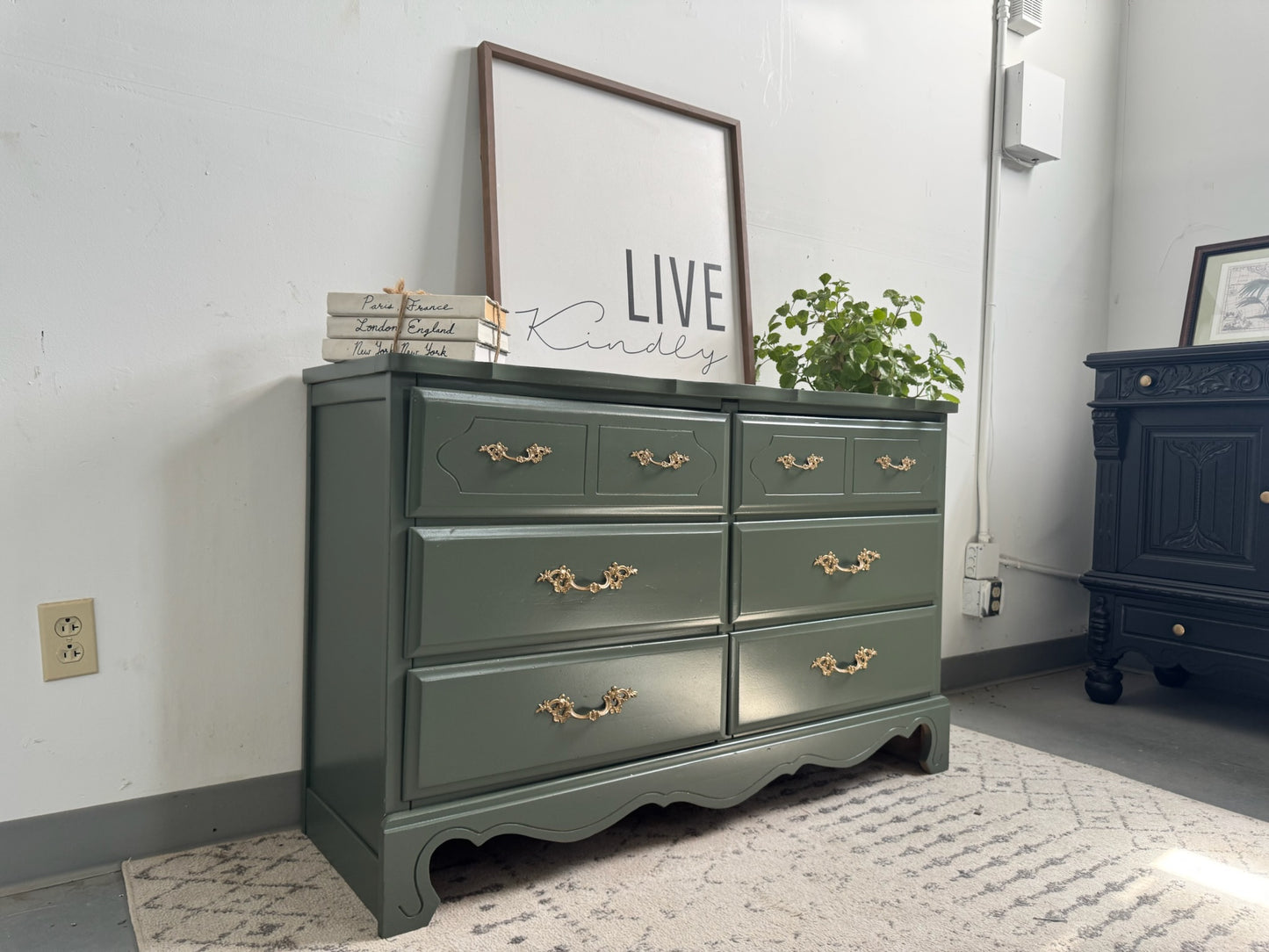 Sage Green 6-Drawer Dresser