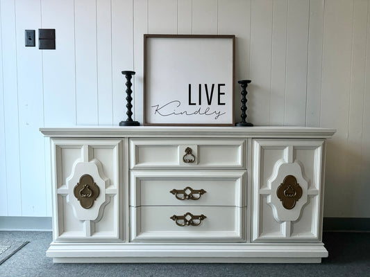 White solid wood Buffet