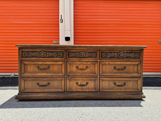 Large 9 Drawer Dresser