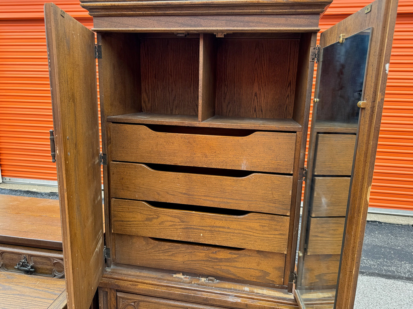 Large Stanley Dresser Set