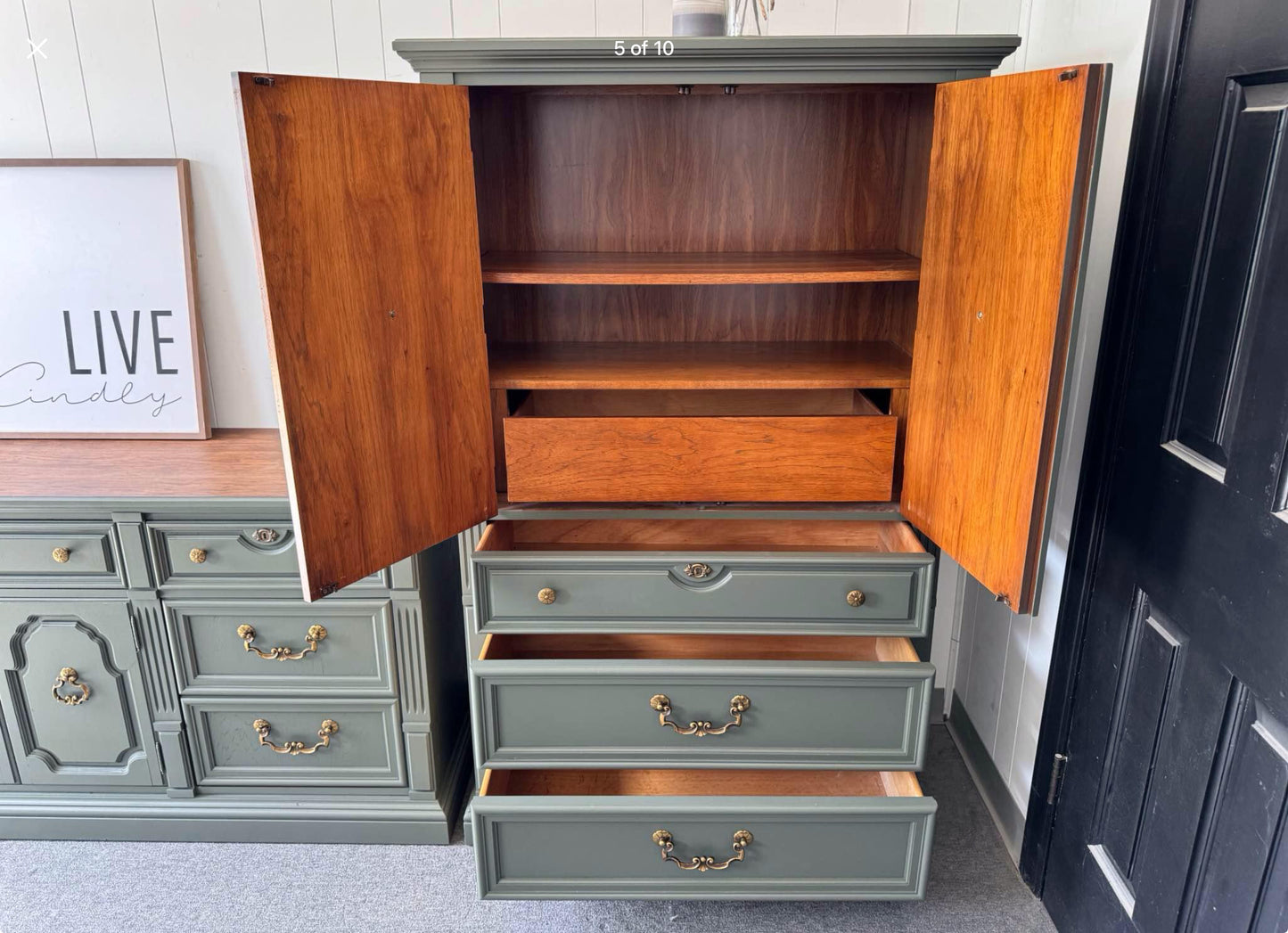 Large Stanley Dresser Set