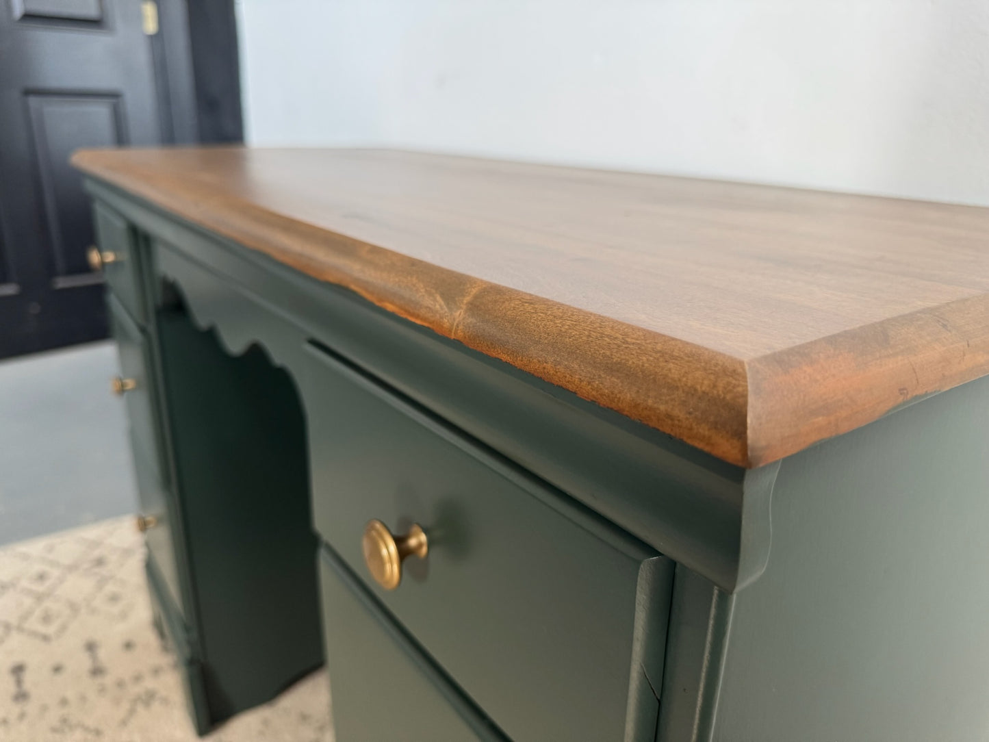 Deep Green & Stained Top