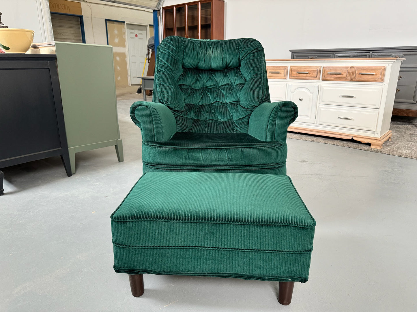 Emerald Green Velvet Swivel Chair with Ottoman