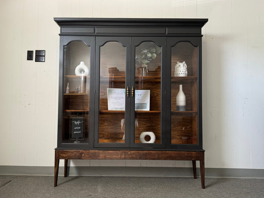 Broyhill Hutch with Wood Base