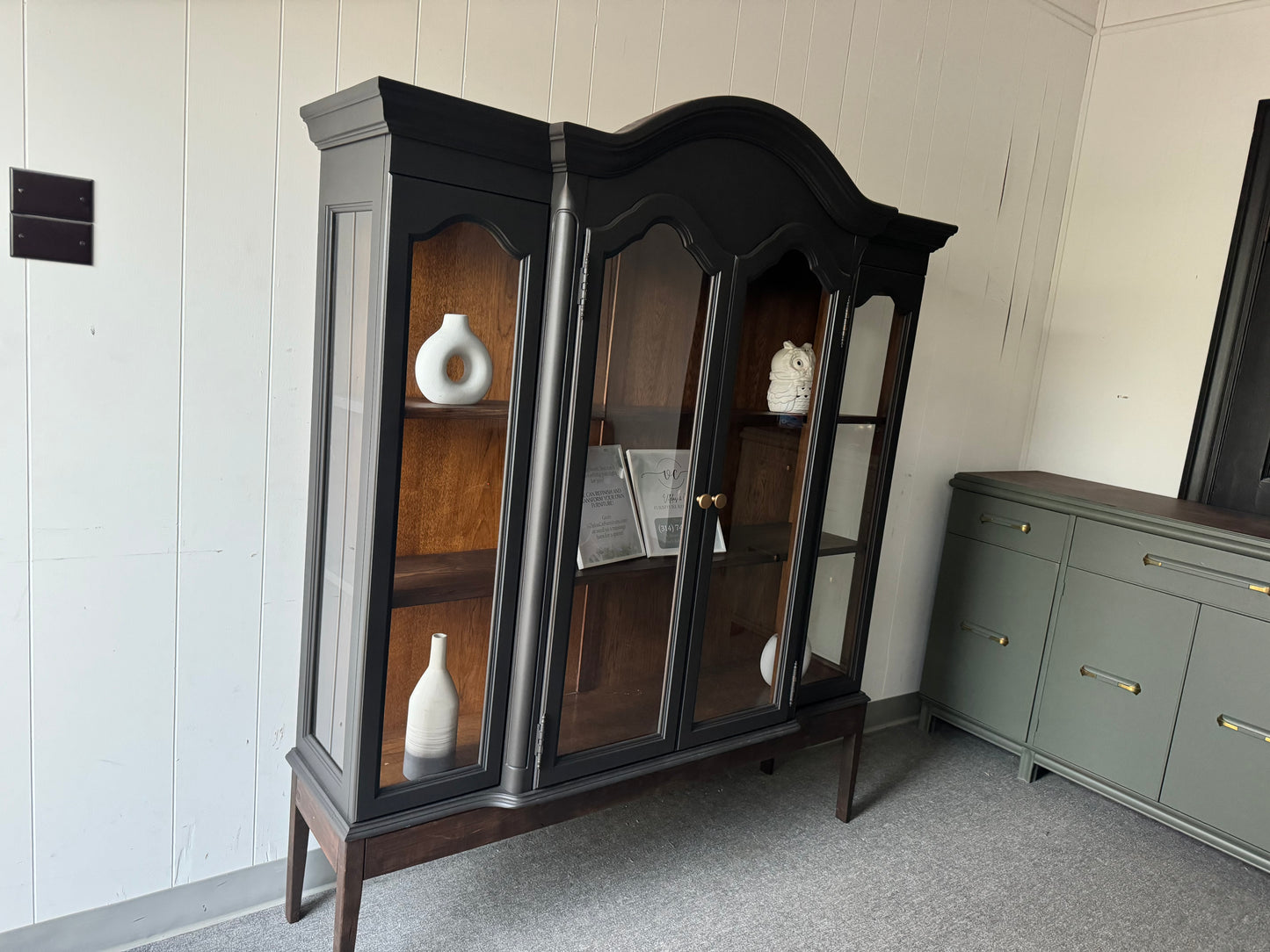 Black Arched Hutch with Wood Base