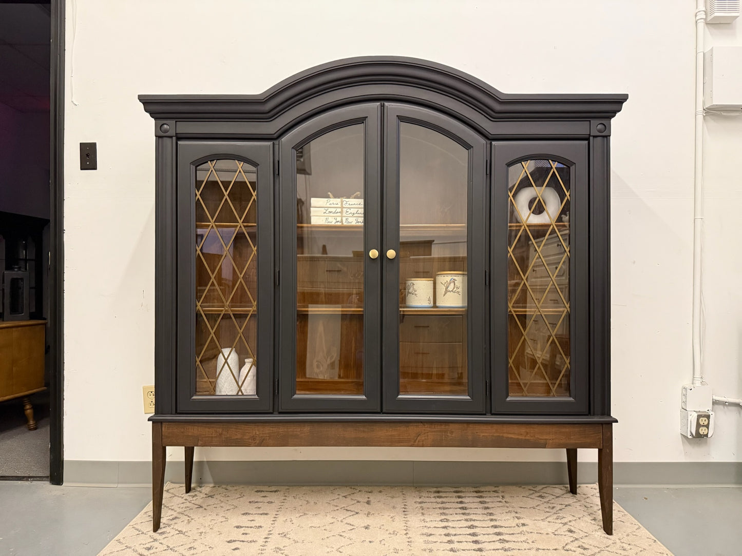 Black Arched Top Hutch with Lattice Glass Doors