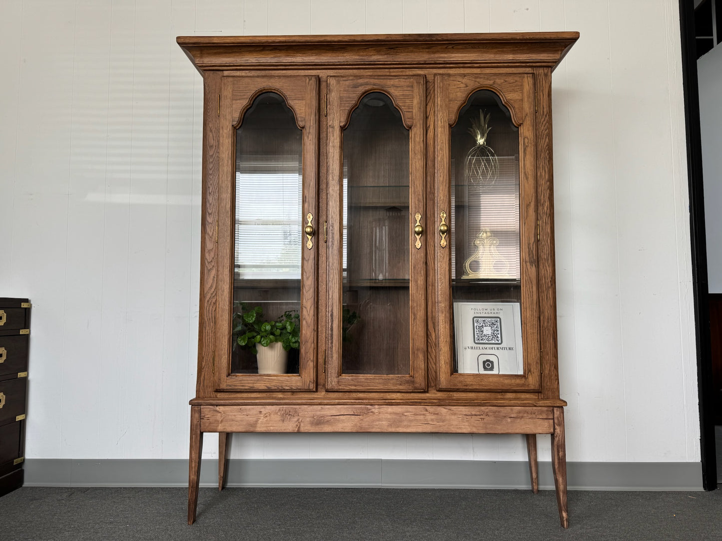 Solid Wood Hutch