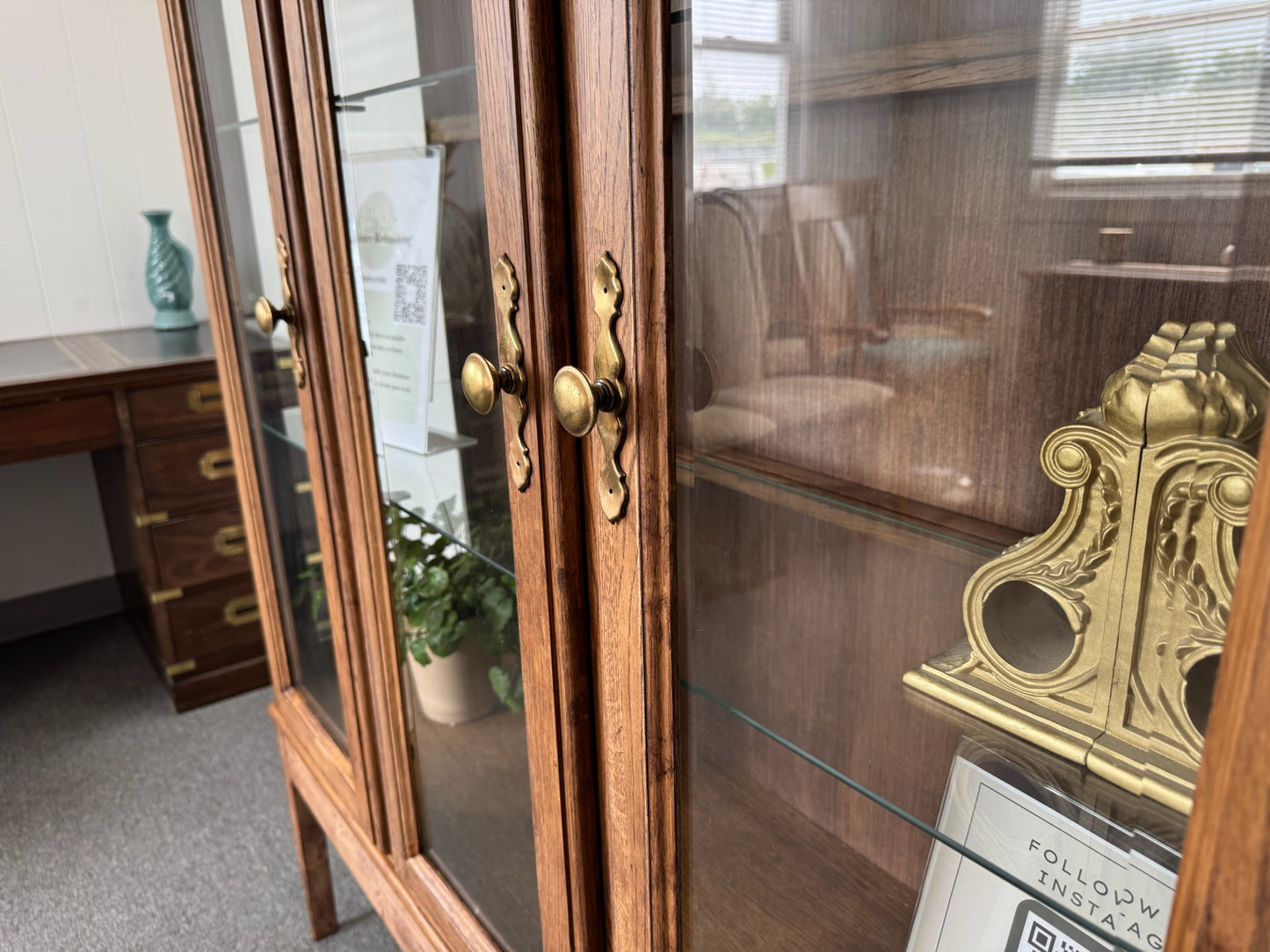Solid Wood Hutch