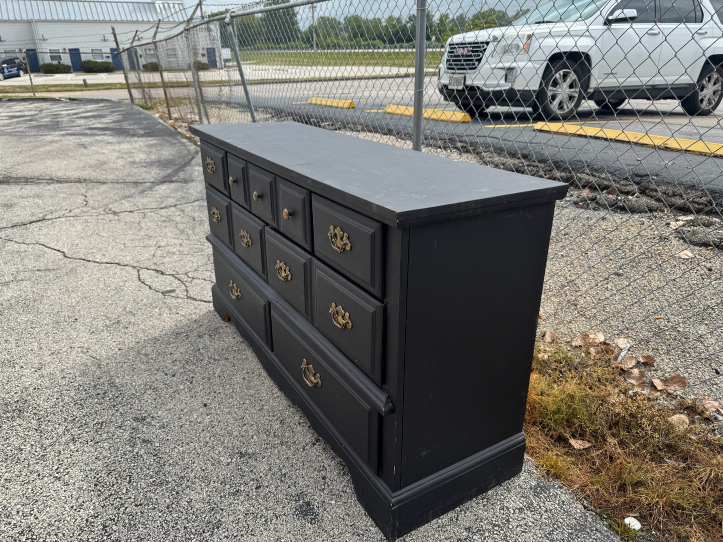 9-Drawer Dresser