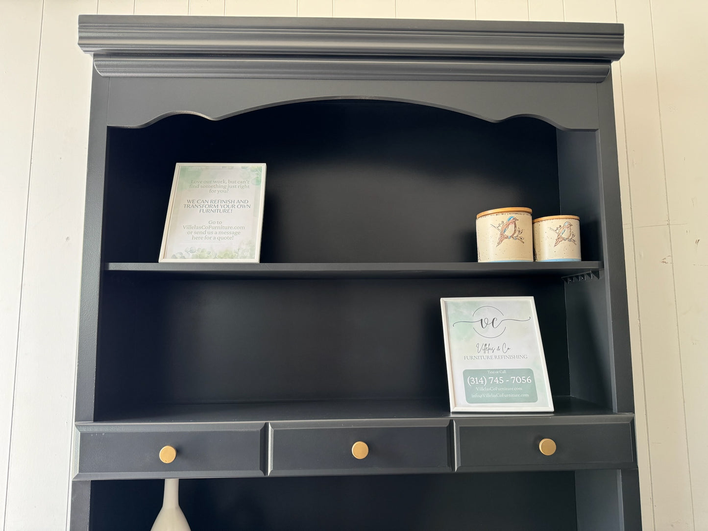 Black hutch/ sideboard with shelves