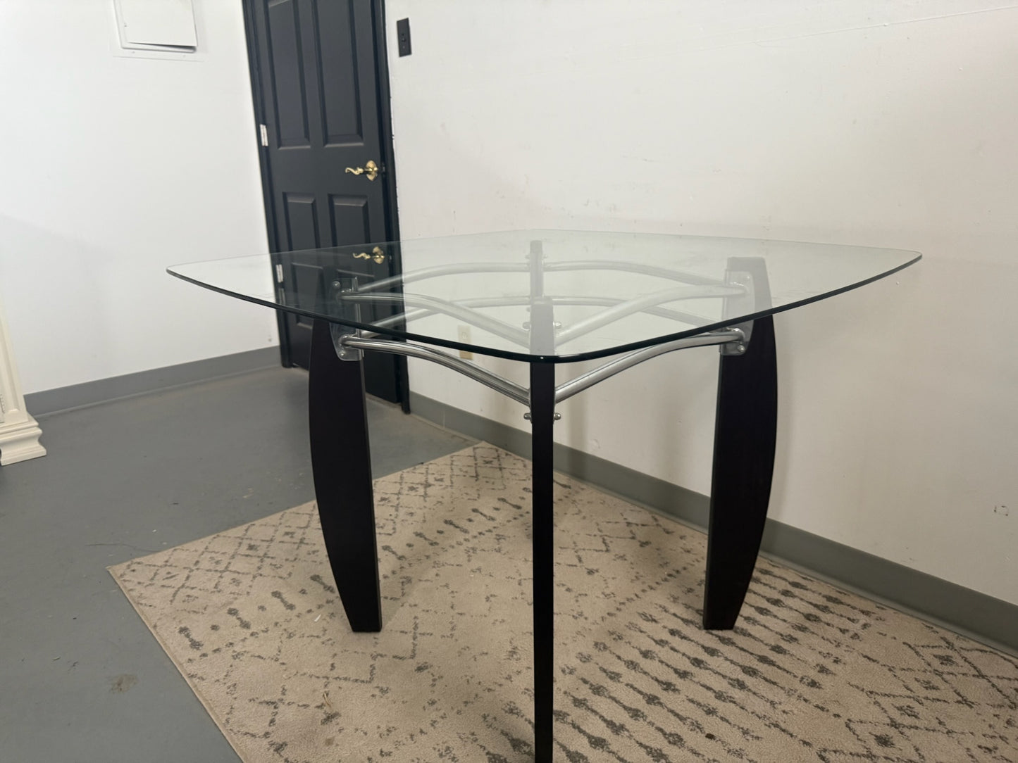 Modern Glass Table (Delivery Available)