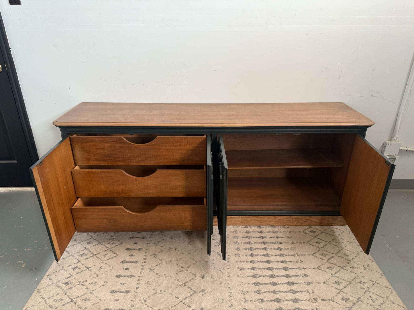 Rich Deep Green Buffet