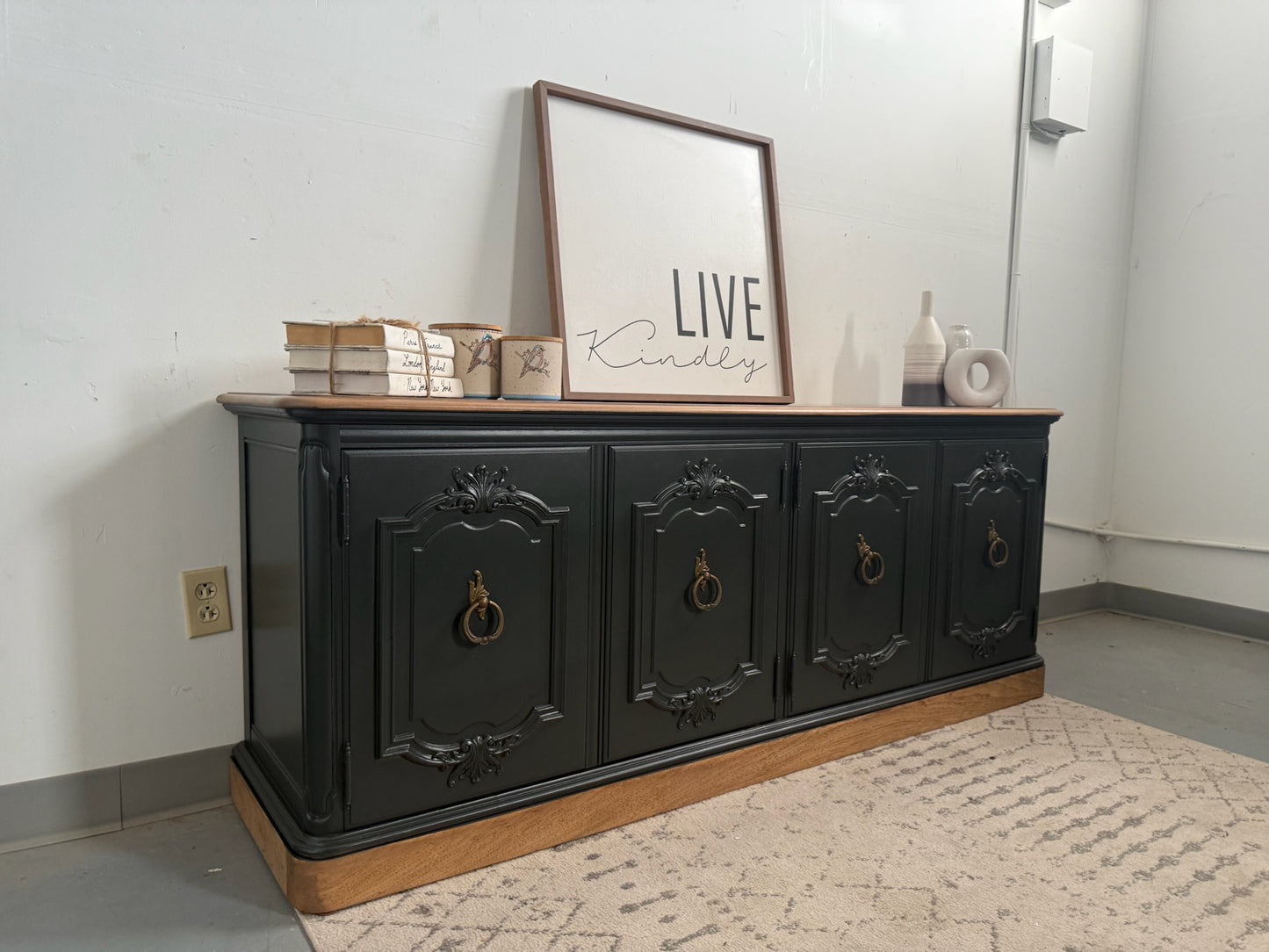 Rich Deep Green Buffet