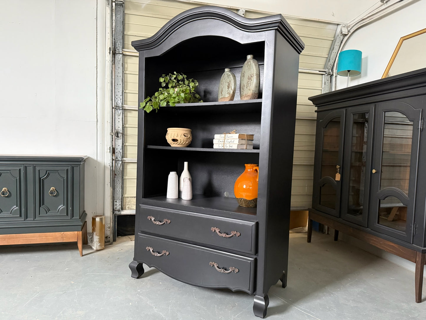 Vintage Curved Hutch