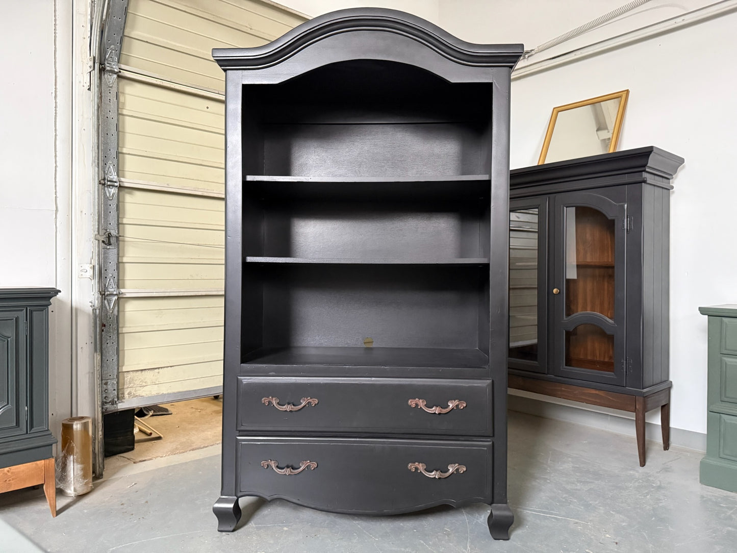 Vintage Curved Hutch